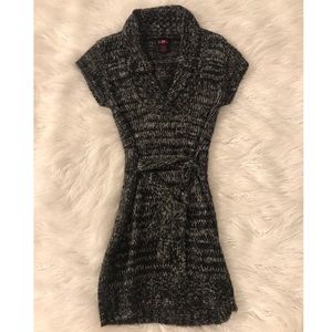 Black/gray sweater dress 🖤